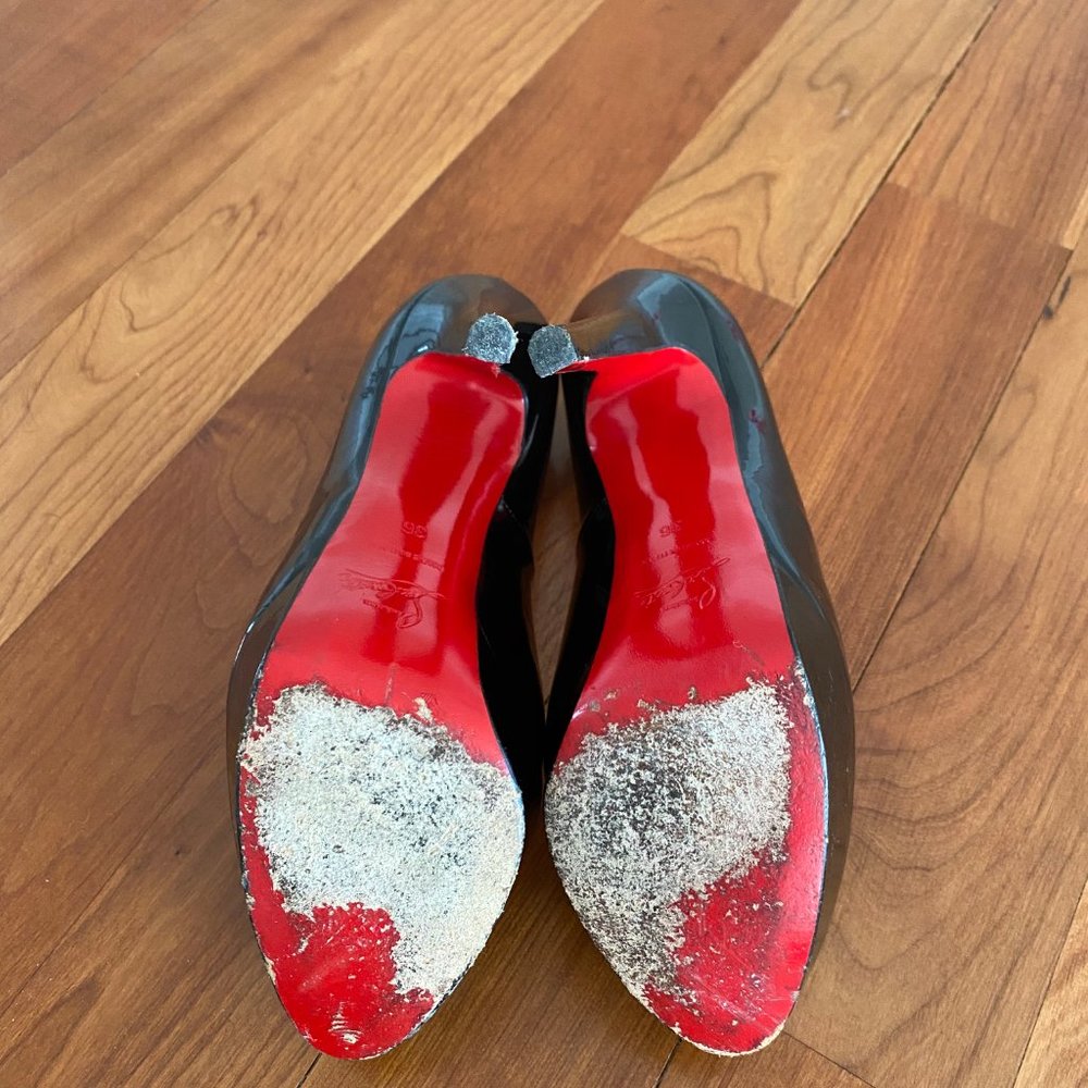 Christian Louboutin Dirditta Black Patent - Picture 4 of 5